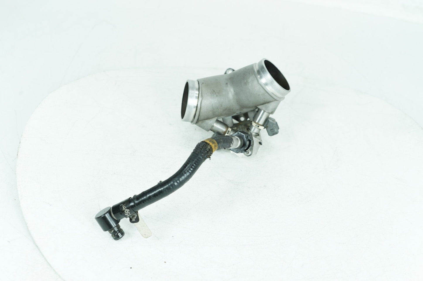 1999 - 2006 Harley-Davidson Touring Road King  Intake Manifold Thermostat Housing 27630-01