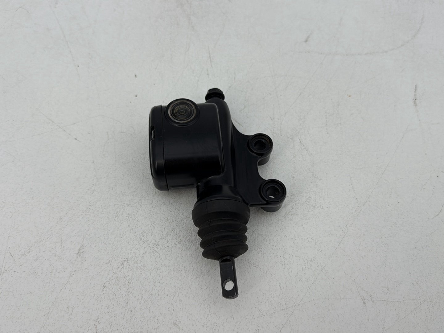 2019 - 2023 Harley-Davidson Touring Street Glide Rear Brake Master Cylinder Reservoir 41700028