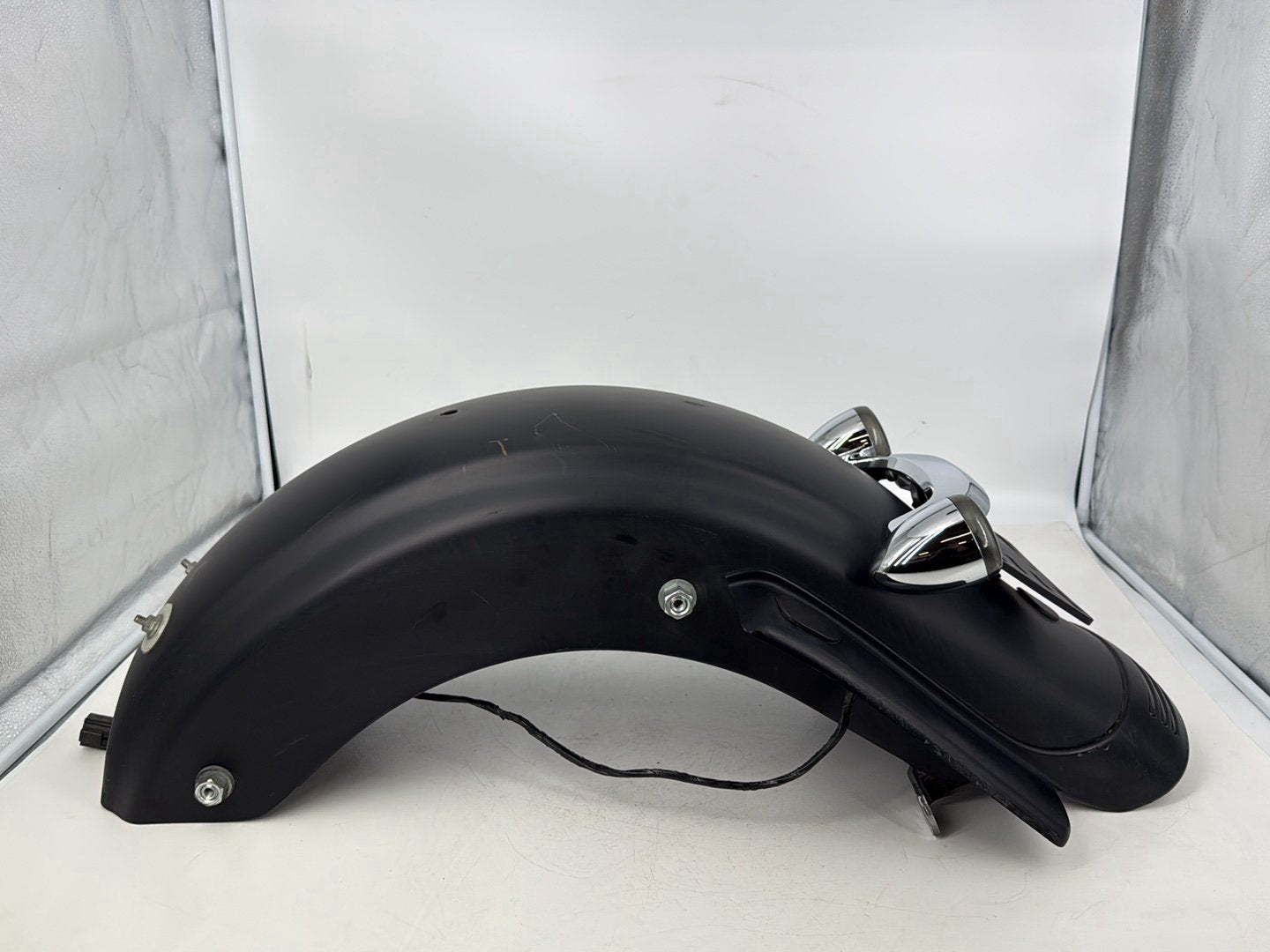 2008 - 2016 Harley-Davidson Touring Street Glide Rear Wheel Fender & Turn Signals Bar 59731-09