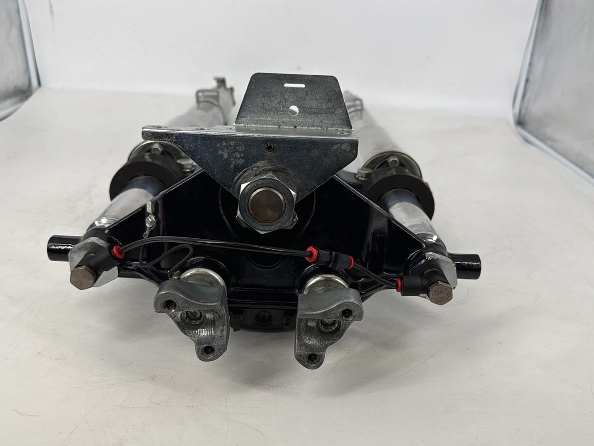 01 Harley Touring Electra Classic Front Triple Tree Set LH RH Fork Legs Sliders