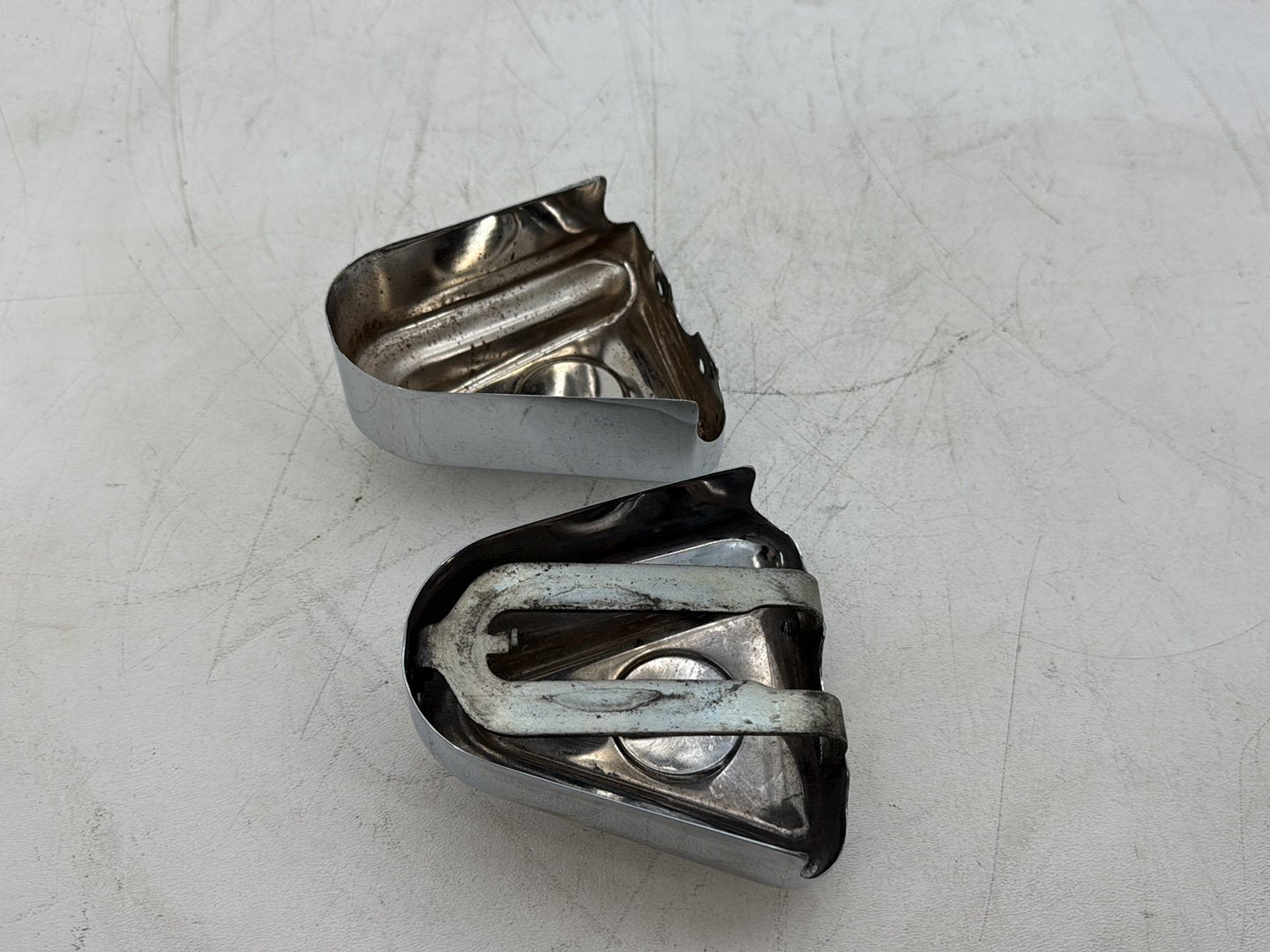 1997 Harley Softail FLSTC Heritage Classic Rear Wheel Axle Nut Covers Caps