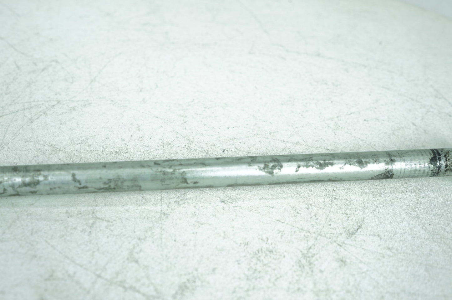 2007 - 2013 Harley-Davidson Softail Heritage Classic Engine Mount Pivot Bolt Shaft 48093-00