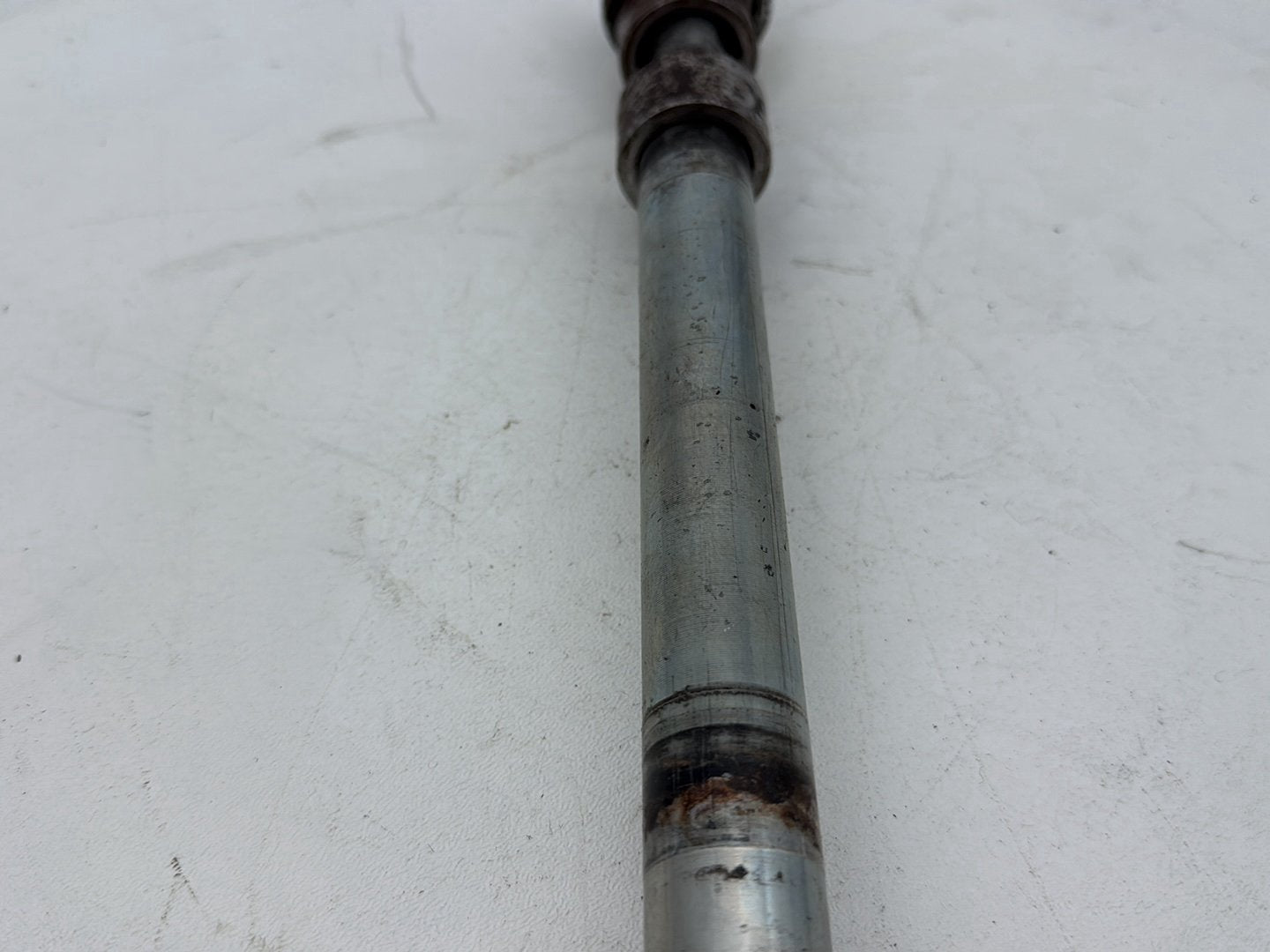 2005 Harley Road Glide Touring FLTRI OEM Front Wheel Axle Bolt Shaft