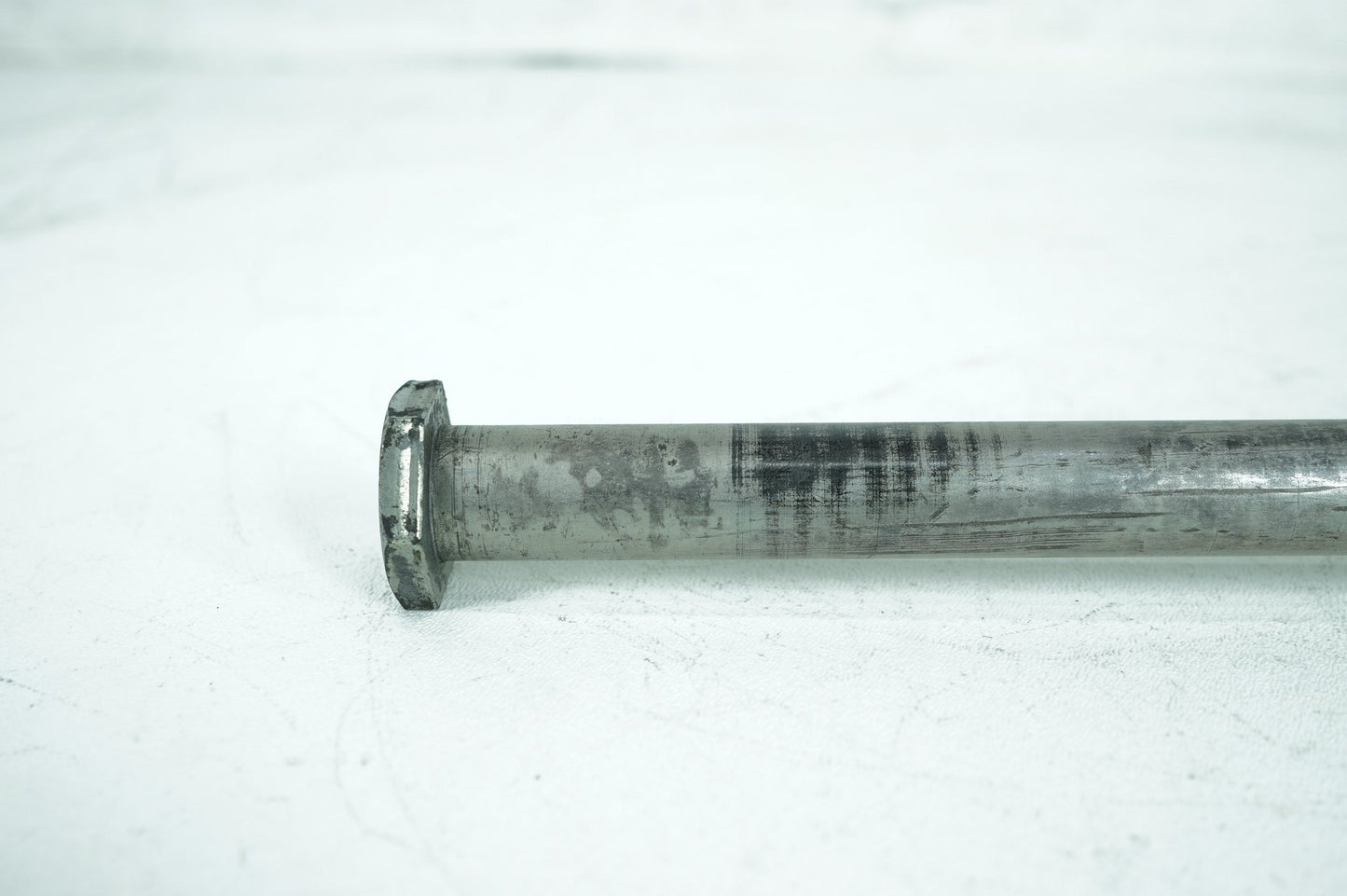 1999 - 2006 Harley-Davidson Dyna Street Bob Rear Fork Swingarm Pivot Bolt Shaft 47641-06