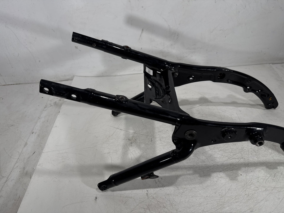 13 Harley Street Glide Touring FLHX OEM Rear Back Sub Frame Rail Bar 48079-09BHP