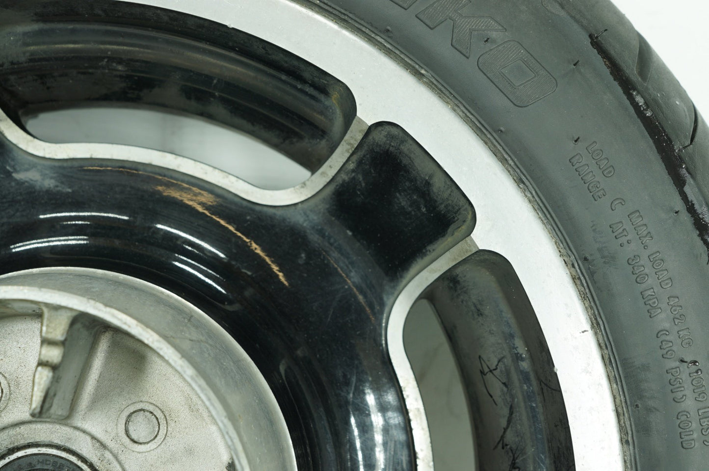 2007 - 2011 Harley-Davidson Touring Street Glide Rear Wheel Rim Tire 41288-09