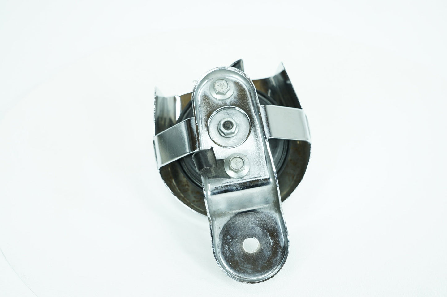 2007 - 2017 Harley-Davidson Dyna Super Glide Custom Horn Signal Klaxon Chrome Cover 69012-93A