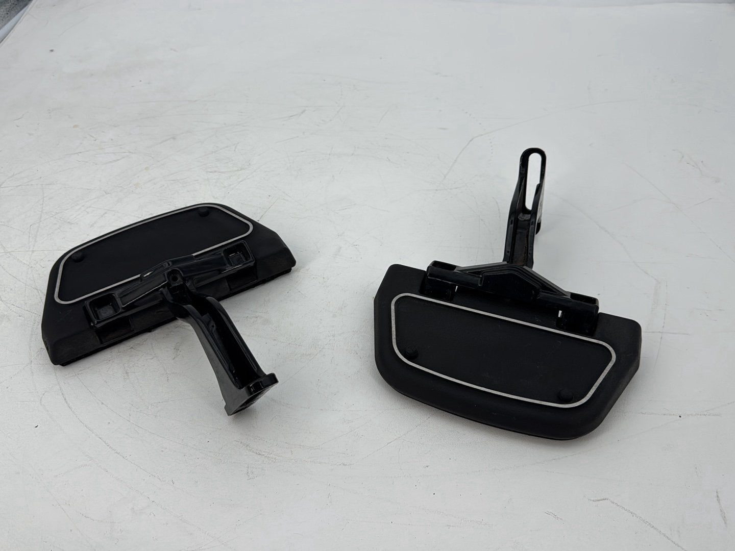 2008 - 2016 Harley-Davidson Touring Electra Glide Ultra Left & Right Passenger Floorboard Foot Rest