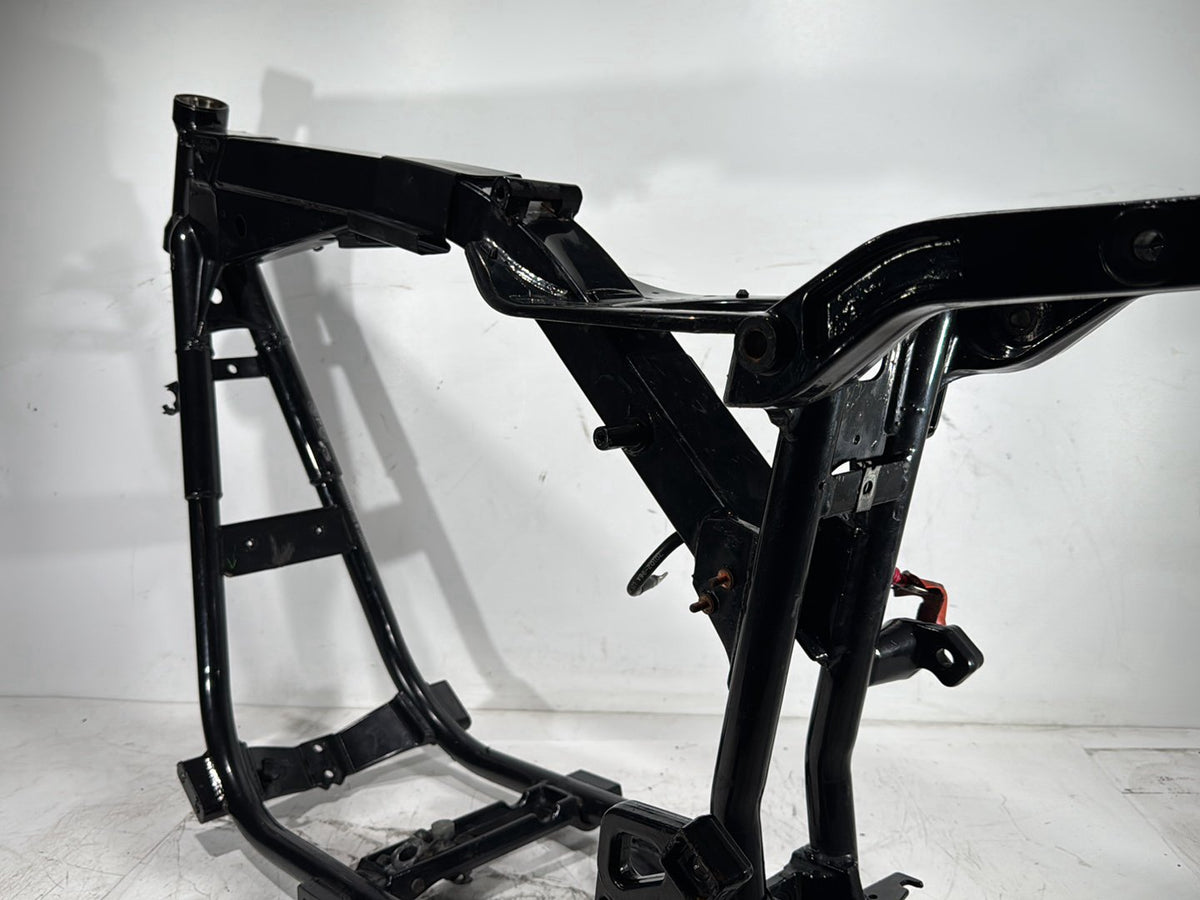 2004 Harley Dyna Super Glide FXDI OEM Body Main Frame Chassis 28 Degree SLVG