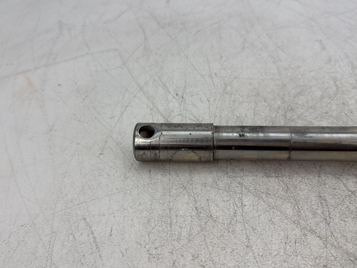 2010 Harley Dyna Fat Bob FXDF OEM Front Wheel Axle Bolt Shaft