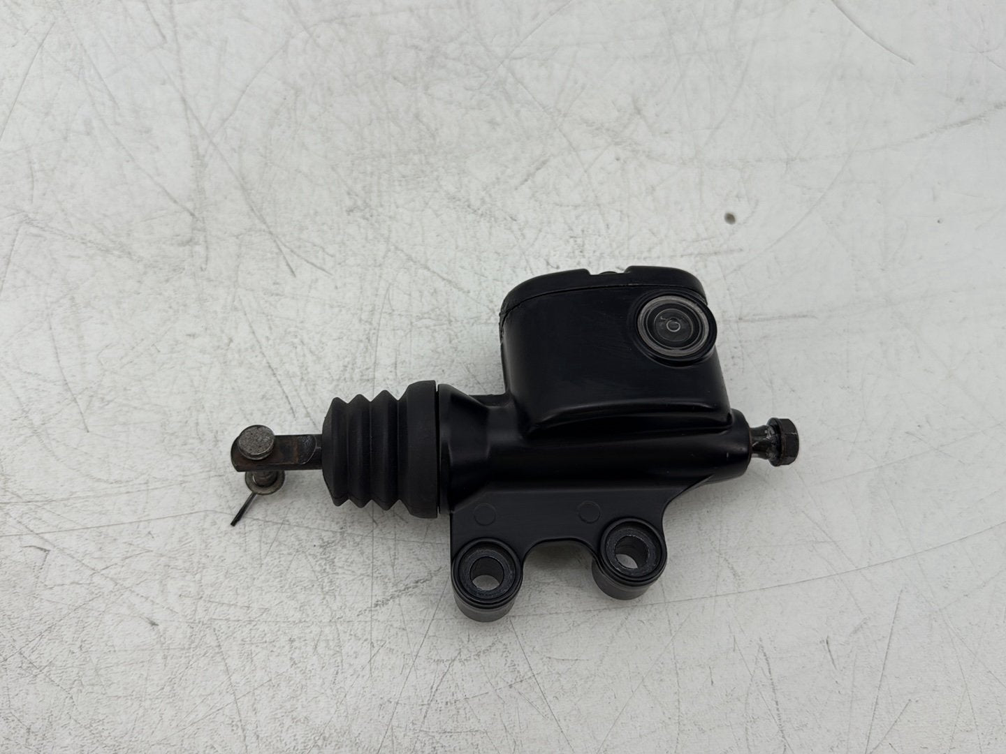 2008 Harley Electra Glide Touring Ultra FLHTCUI OEM Rear Brake Master Cylinder Reservoir