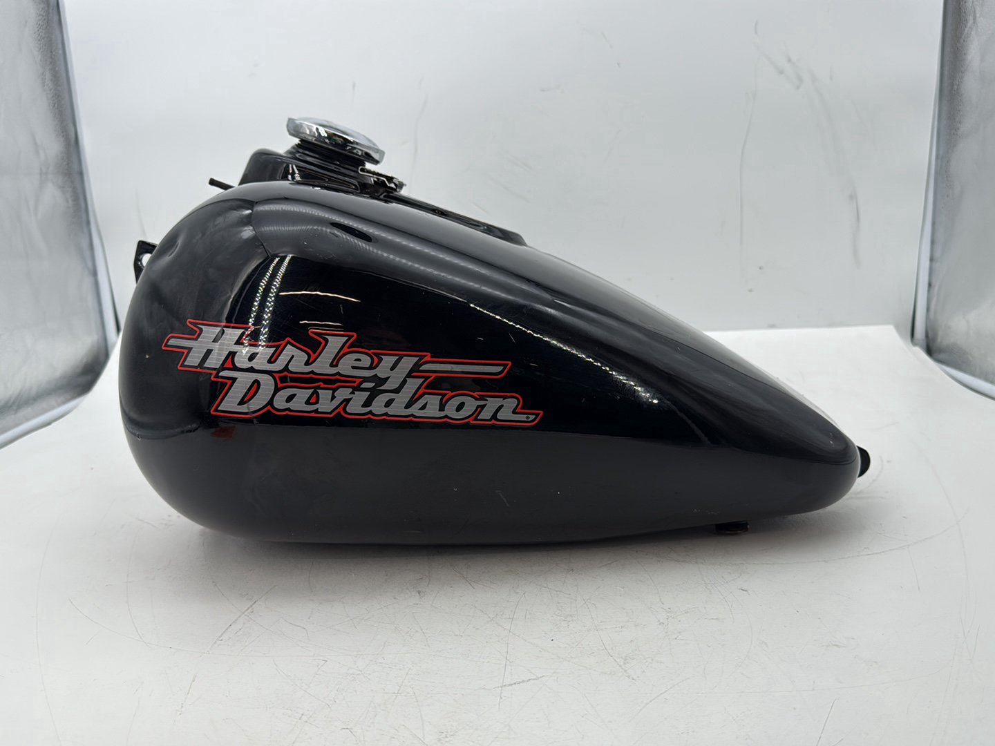 2002 Harley Dyna FXD Super Glide OEM Fuel Gas Tank Gasoline Reservoir