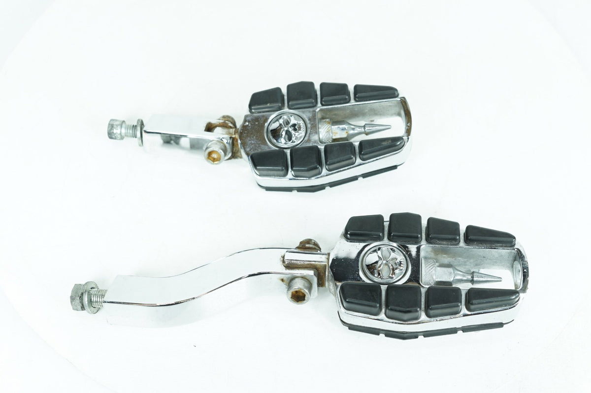 2005 Harley Dyna FXDLI Low Rider OEM Left & Right Step Foot Rest Pegs