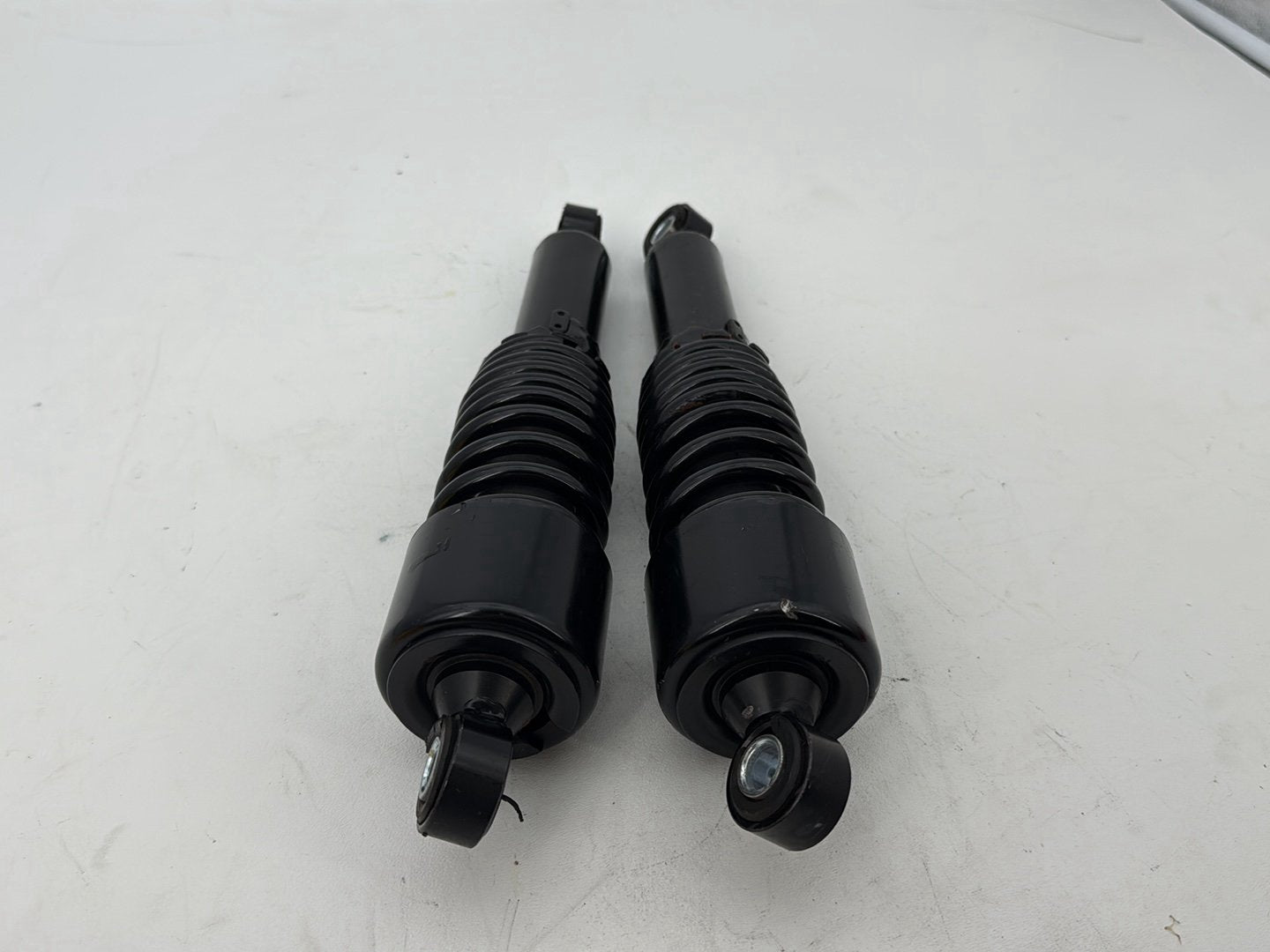 2013 Harley Street Glide Touring FLHX OEM Rear Left Right Shock Absorbers