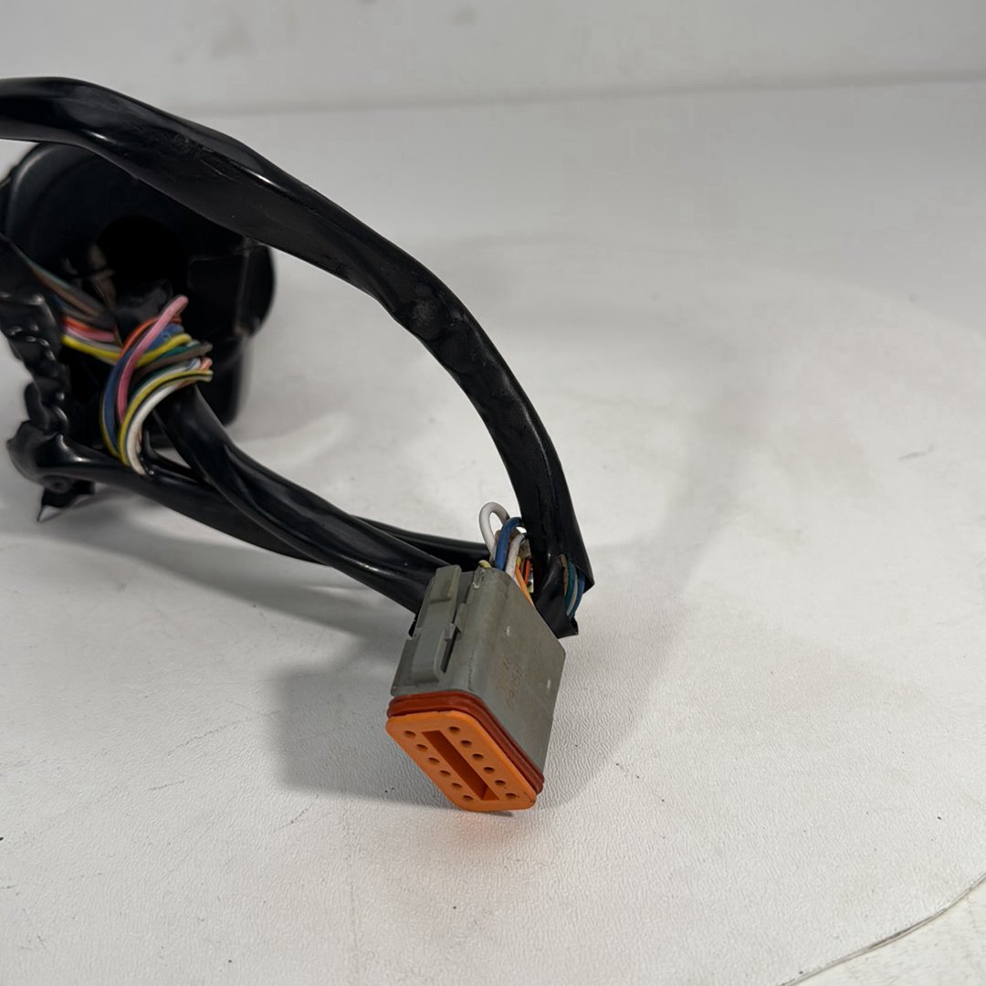 1999 - 2006 Harley-Davidson Touring Electra Glide Ultra Left Turn Signal Headlight Switches Controls 71567-96
