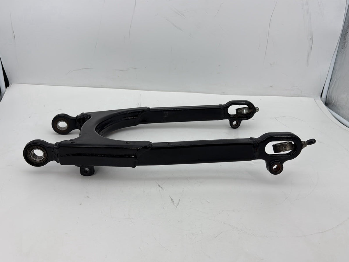 2009 Harley Sportster XL1200C 1200 Custom OEM Rear Fork Swingarm Swing Arm