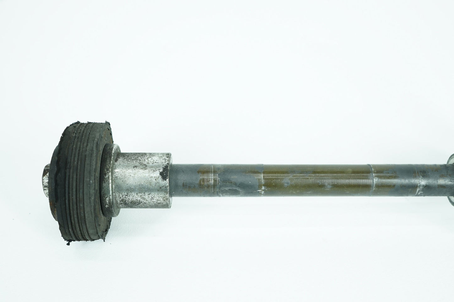 2000 - 2006 Harley-Davidson Touring Electra Ultra Rear Fork Swingarm Pivot Bolt Shaft 47505-02
