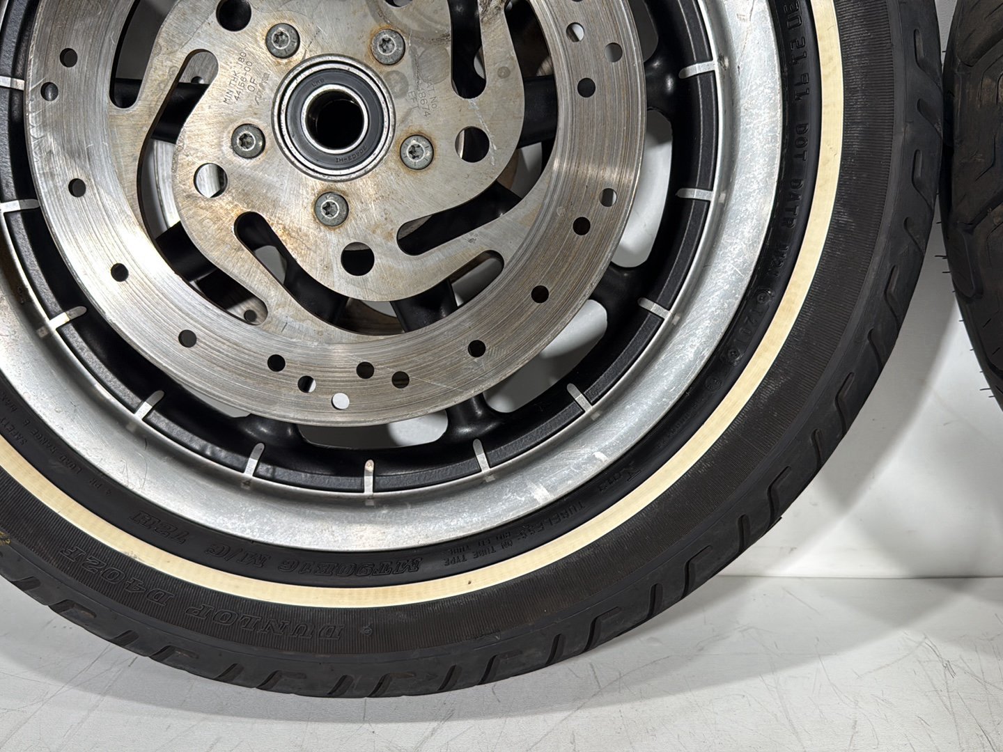 1999 - 2006 Harley-Davidson Touring Electra Glide Classic Front & Rear Wheel Rim Tire 43402-00B