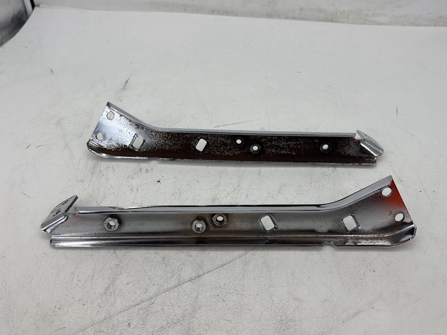 2003 Harley Electra Glide Touring Ultra FLHTCUI OEM Left Right Saddlebag Fender Struts Brackets