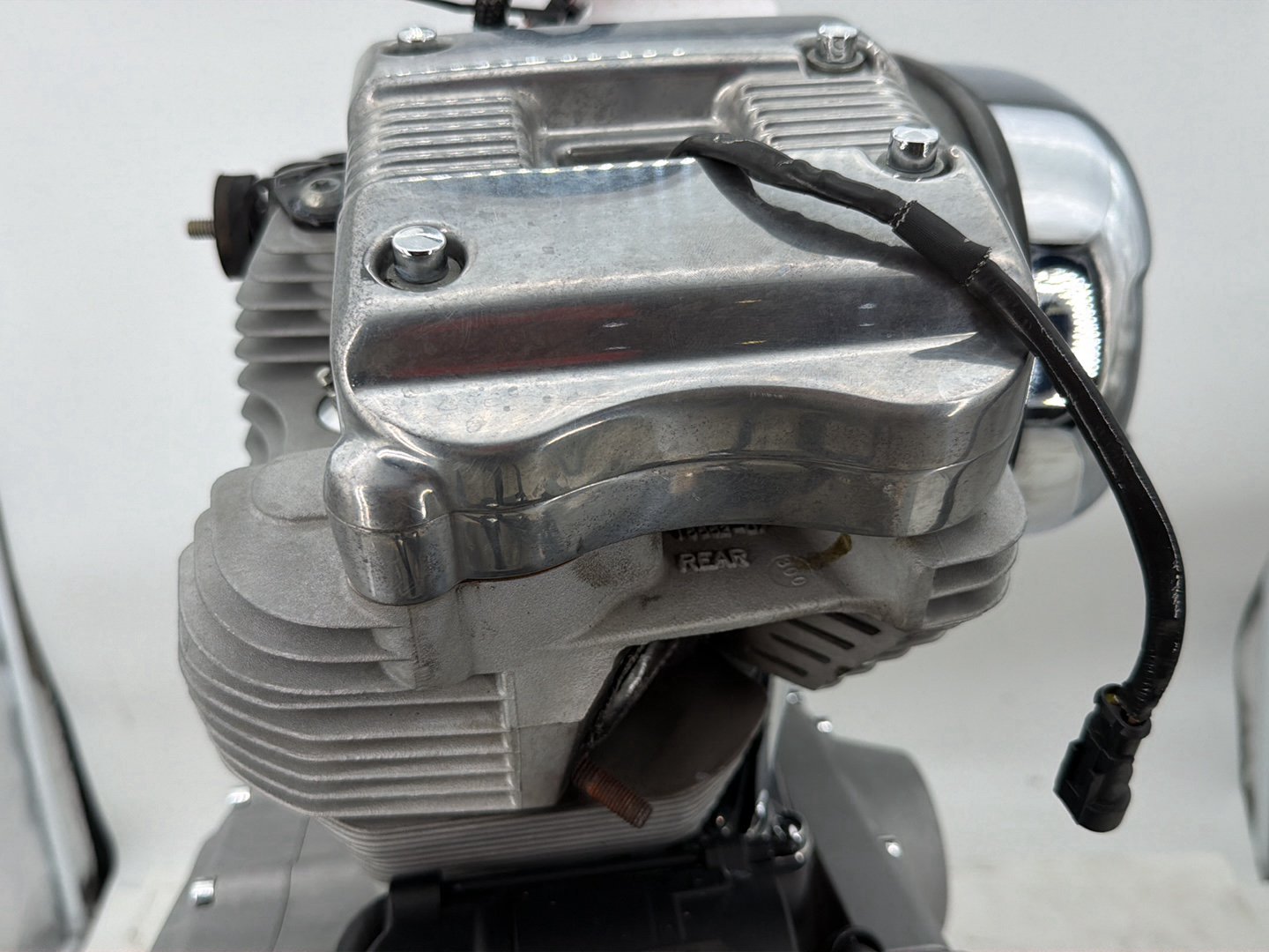 2004 - 2013 Harley-Davidson Sportster 883 Custom EFI 883 Engine Motor Transmission 19567-07