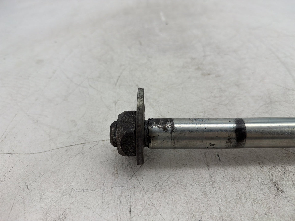 2015 Harley Electra Glide Touring Ultra OEM Rear Wheel Axle Bolt Shaft 43000002