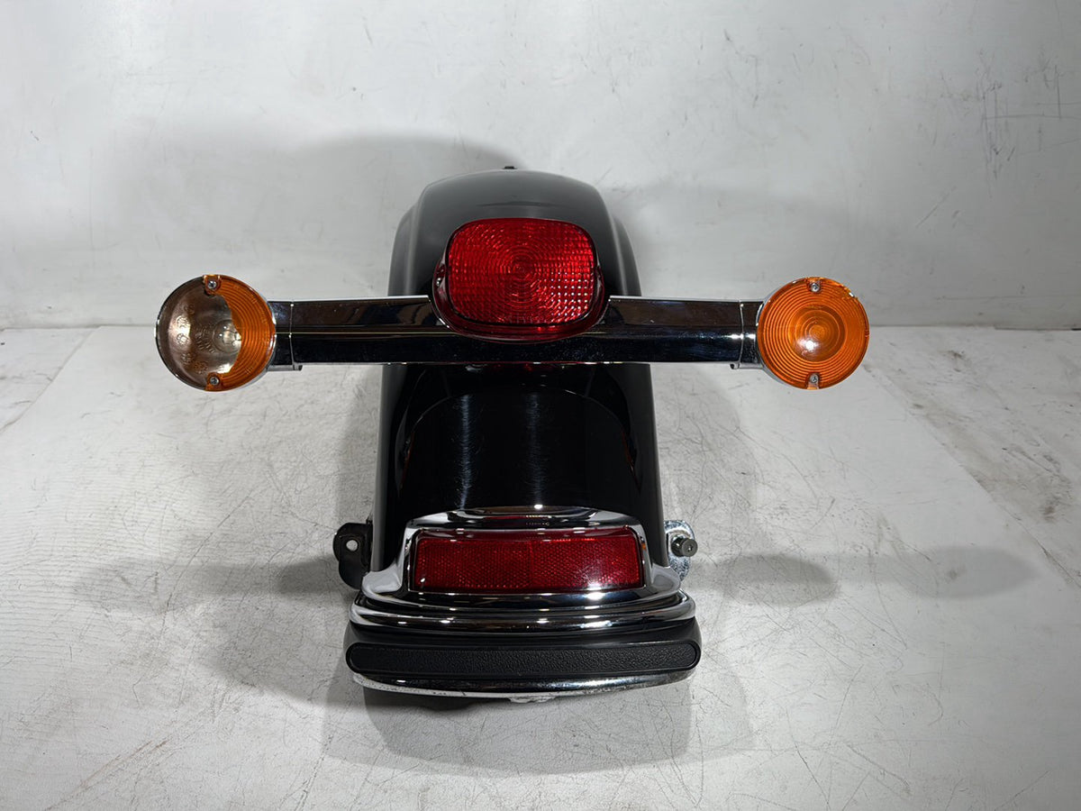 2010 Harley Electra Glide Touring Ultra OEM Rear Wheel Fender & Turn Signals Bar