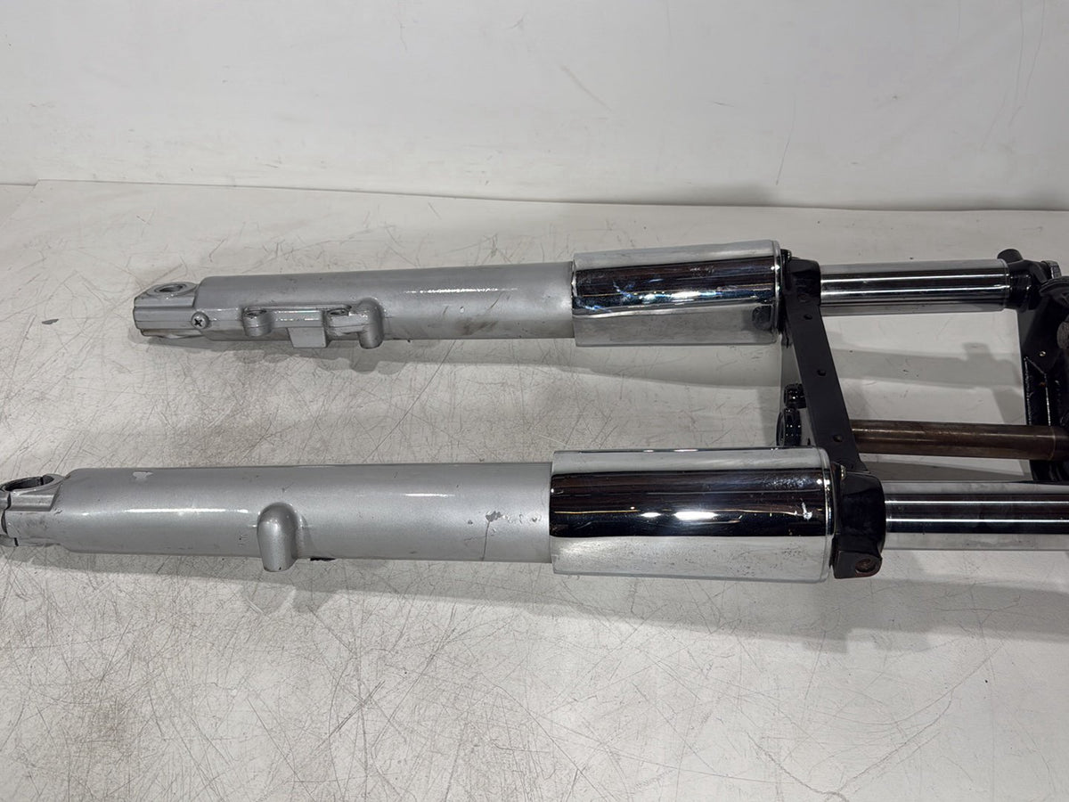 06 Harley Touring Road King OEM Front Triple Tree Set & LH RH Fork Legs Sliders