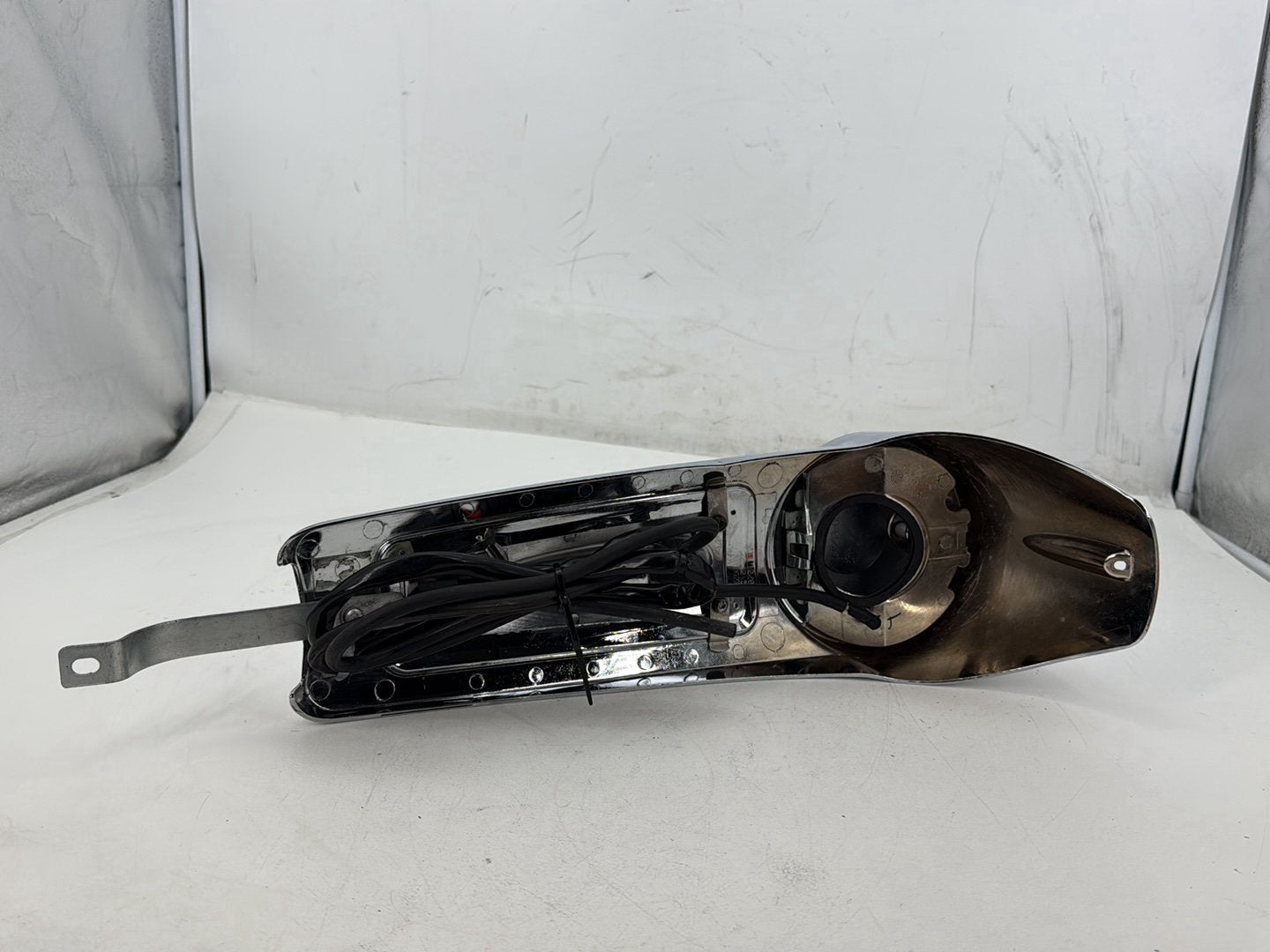 2014 Harley Electra Glide Touring CVO Screamin Eagle OEM Fuel Gas Tank Dash Console NOKey
