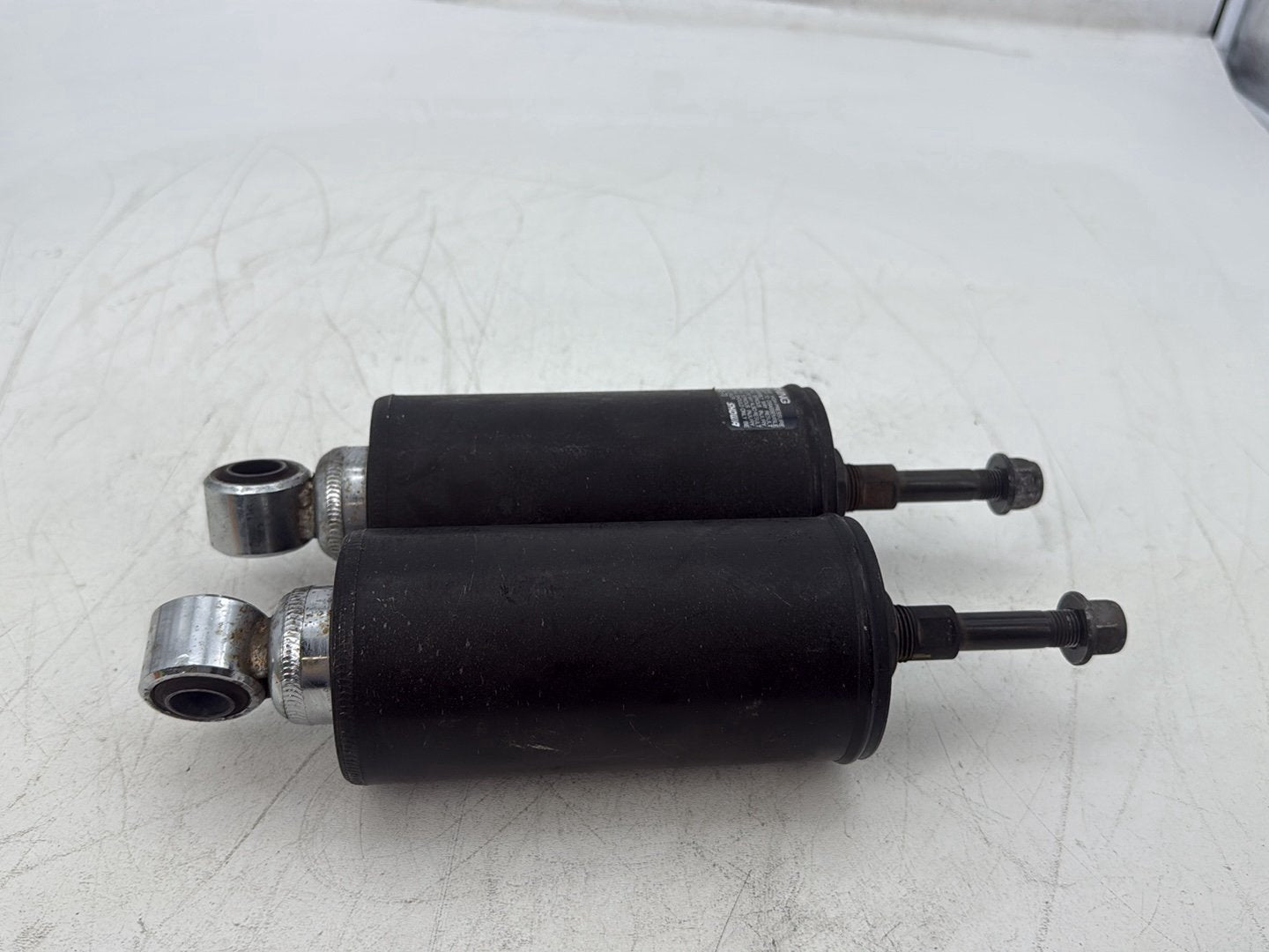 2006 Harley Softail FLSTCI Heritage Classic OEM Rear Left Right Shock Absorbers