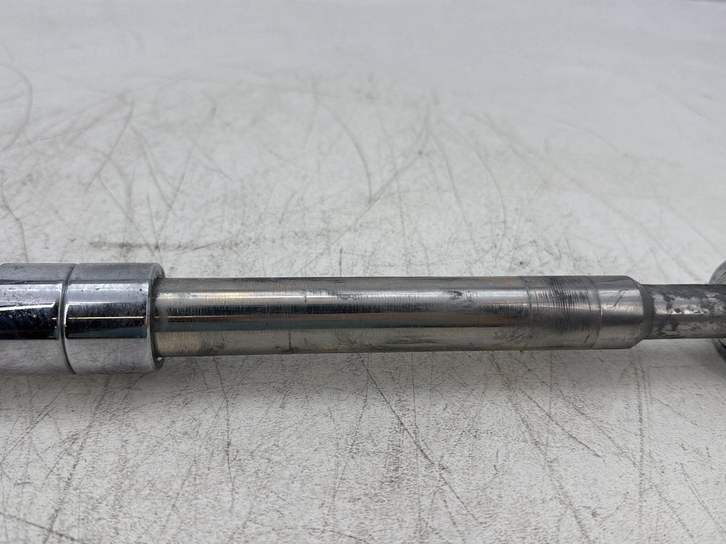 2007 Harley Electra Glide Touring Ultra FLHTCUI OEM Front Wheel Axle Bolt Shaft
