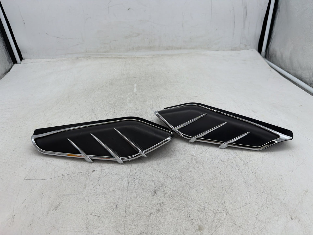 15 Harley Electra Glide Touring Ultra OEM Left Right Flare Wind Deflector Cover