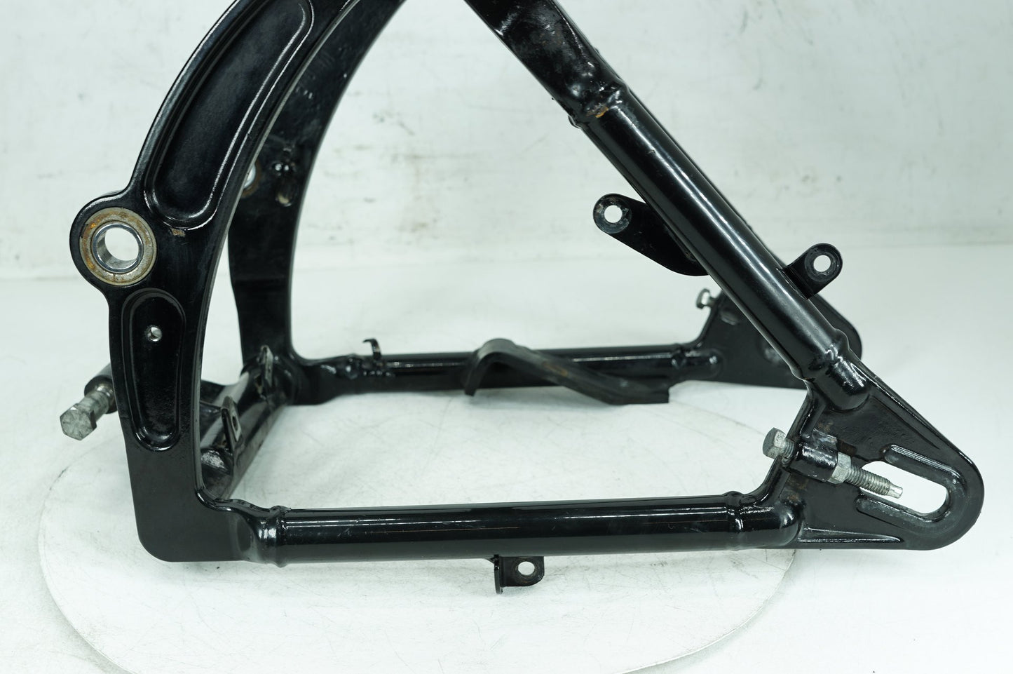 1999 - 2006 Harley-Davidson Softail Fat Boy Rear Fork Swingarm Swing Arm 47573-00A