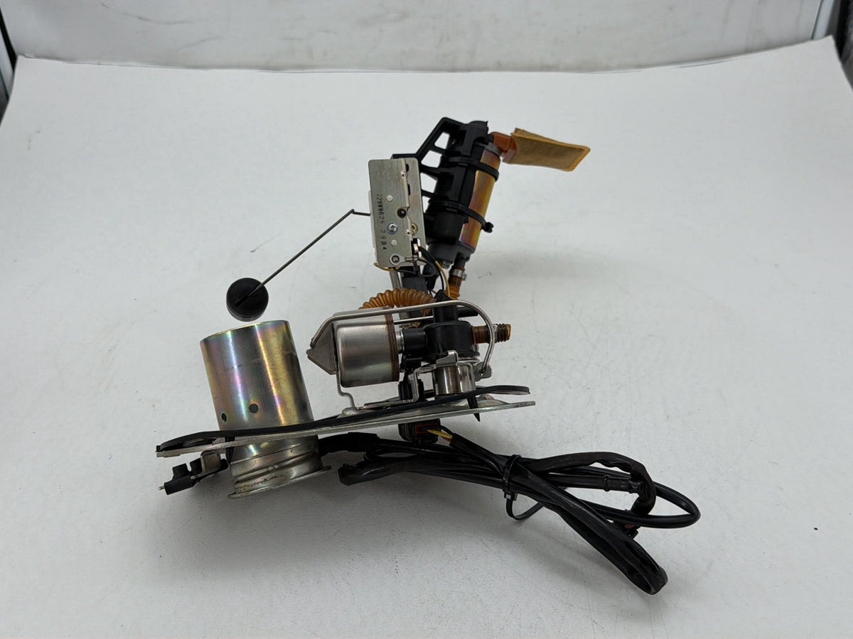 05 Harley Electra Glide Touring Ultra OEM Fuel Pump Gas Gasoline Petrol Sending
