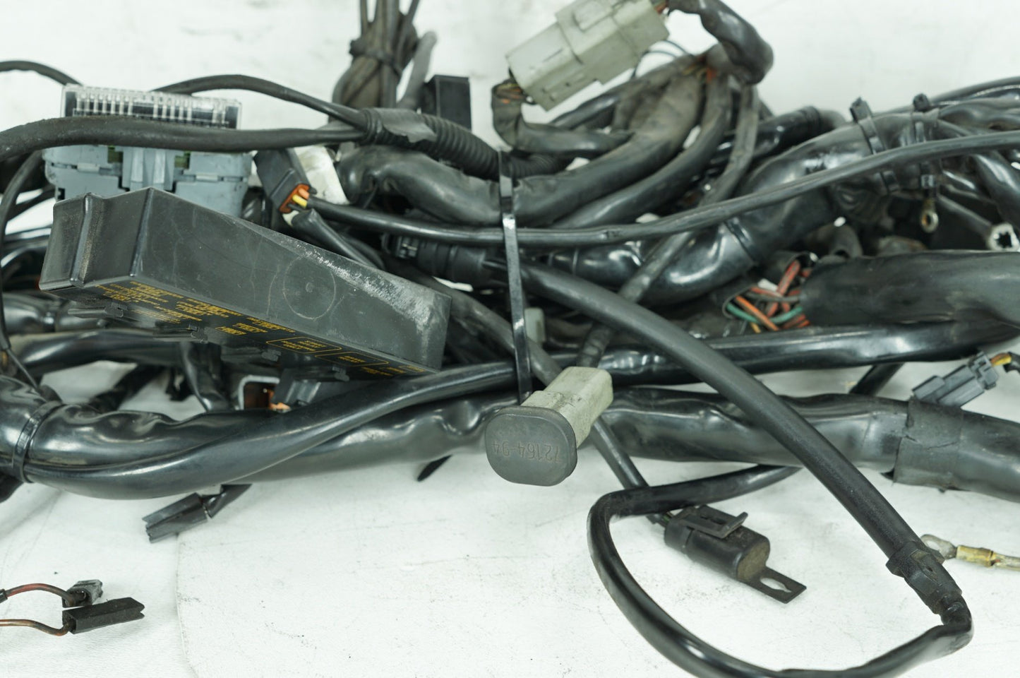 1999 - 2006 Harley-Davidson Touring Electra Glide Ultra Main Wire Wiring Harness Loom 70985-03