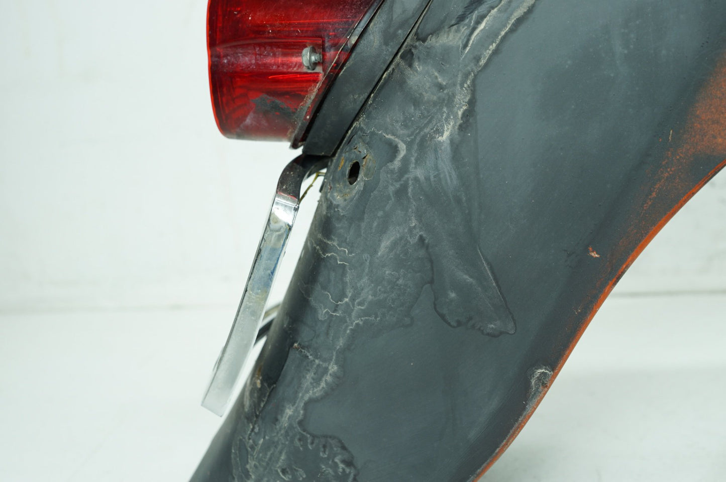 1999 - 2006 Harley-Davidson Touring Electra Glide Classic Rear Wheel Fender Taillight Brake Lamp 59579-06