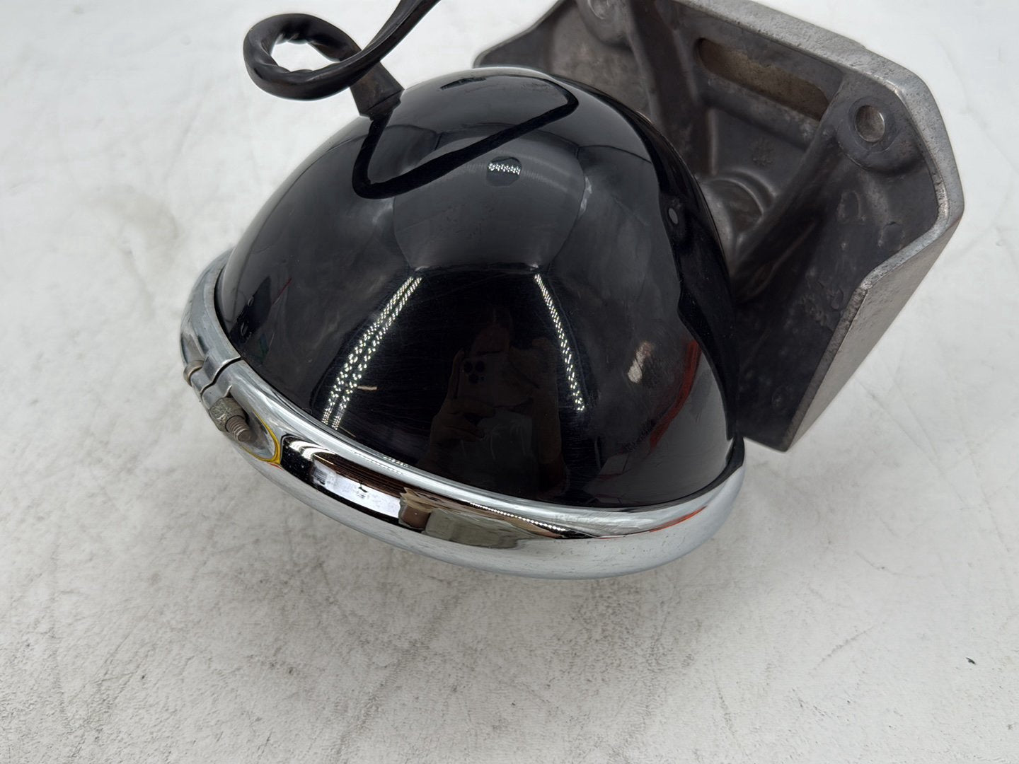 2009 Harley Sportster 883 Low XL883L OEM Headlight Headlamp Head Light Halogen