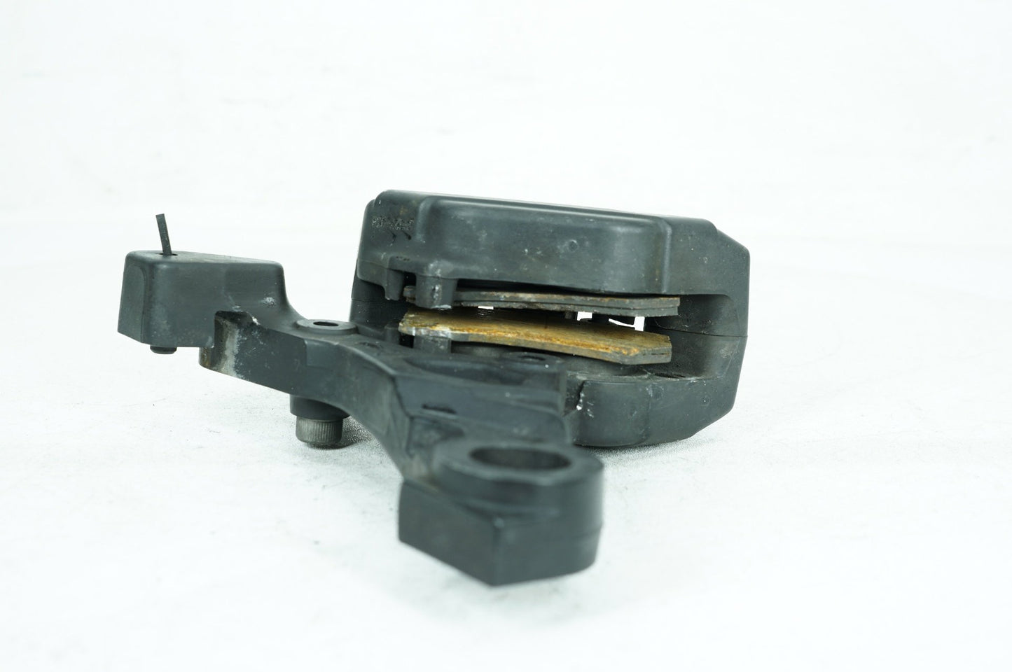 2007 - 2011 Harley-Davidson Touring Street Glide Rear Back Brake Caliper w/ Bracket 44080-08B