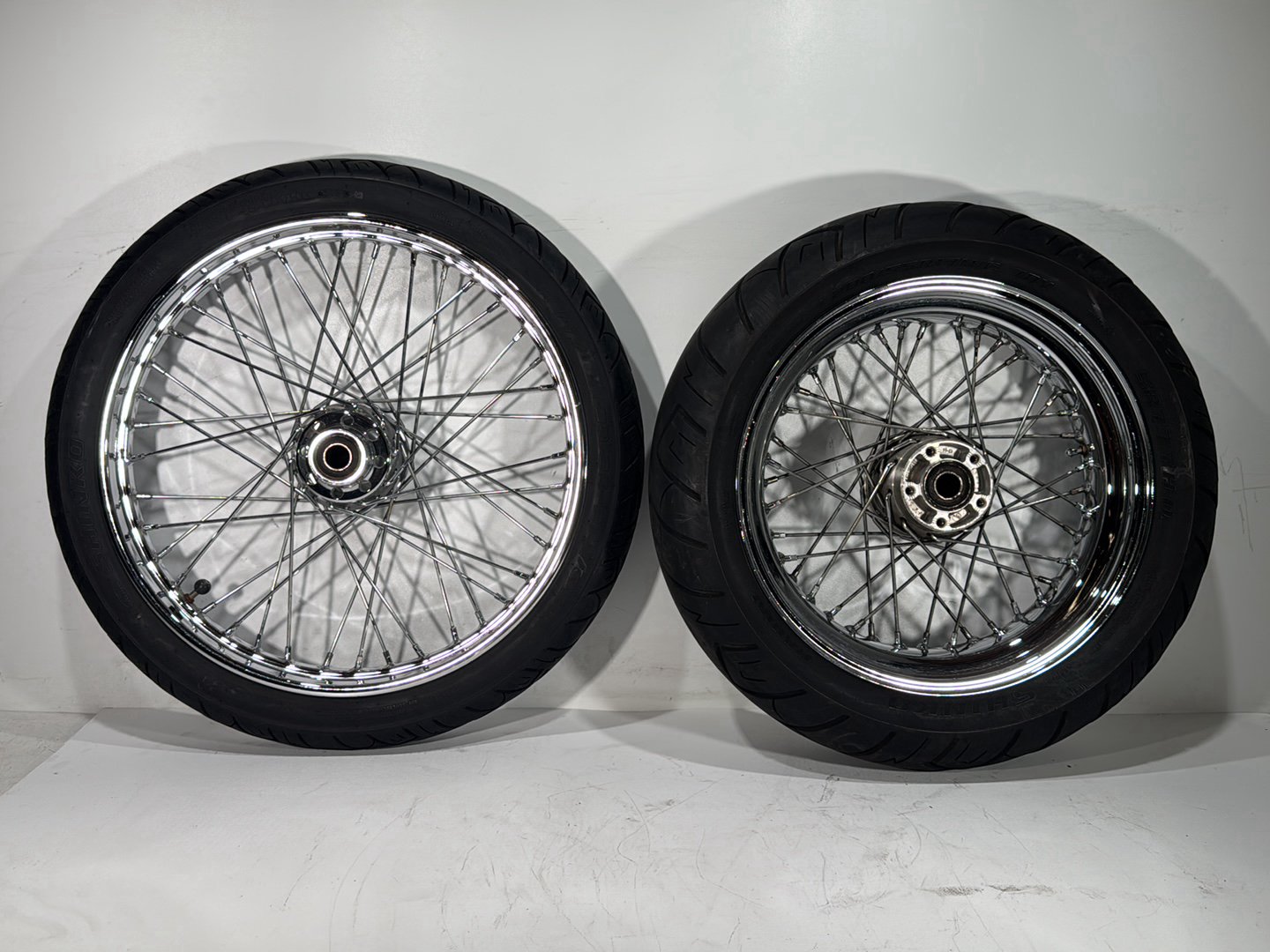 2006 Harley Dyna FXDWGI Wide Glide OEM Front Rear Wheel Rim Tire Spoked
