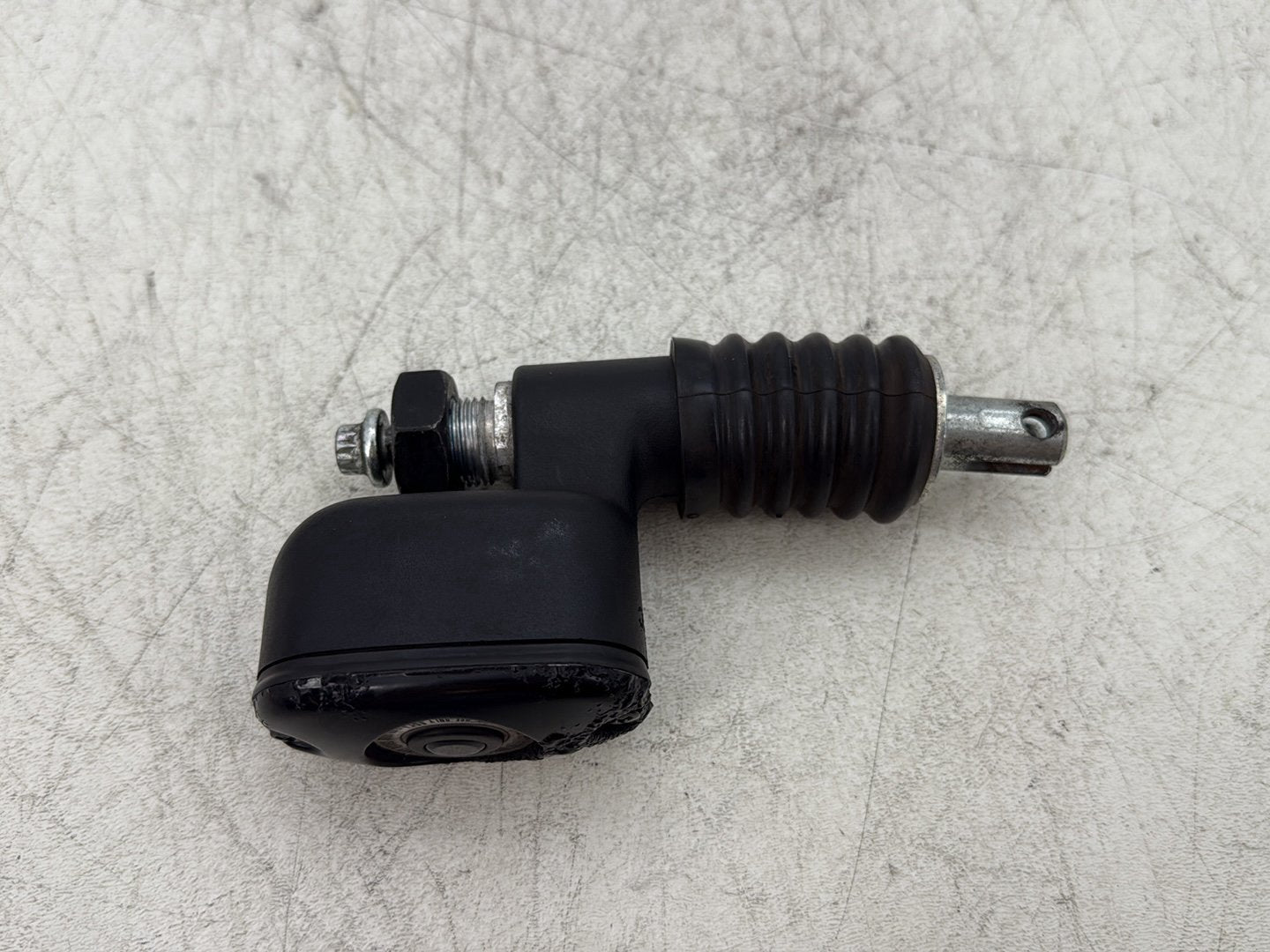 2006 Harley Road King Touring FLHRCI Classic OEM Rear Brake Master Cylinder Reservoir