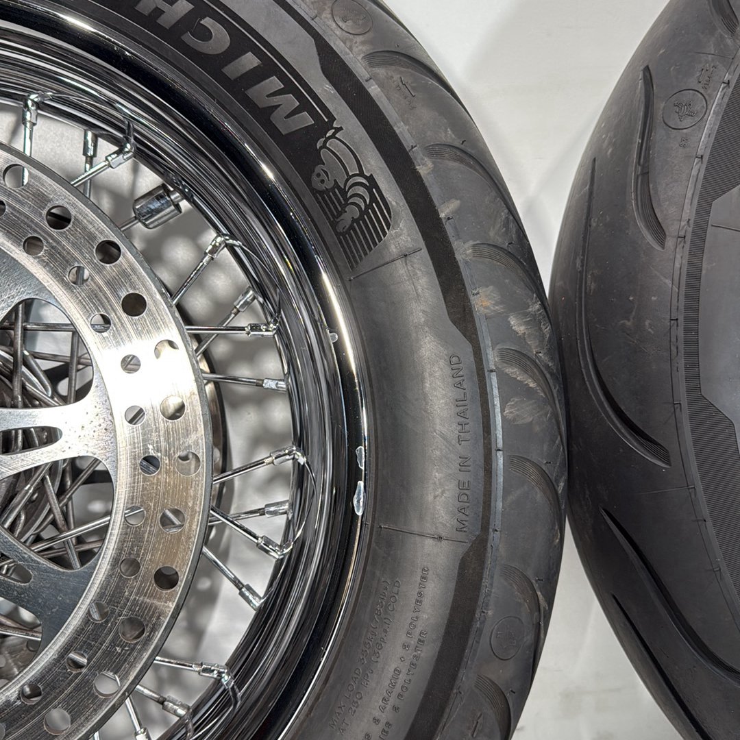 2007 - 2012 Harley-Davidson Touring Street Glide Front Rear Wheel Rim Tire Spoked 41052-08 ,  43085-97