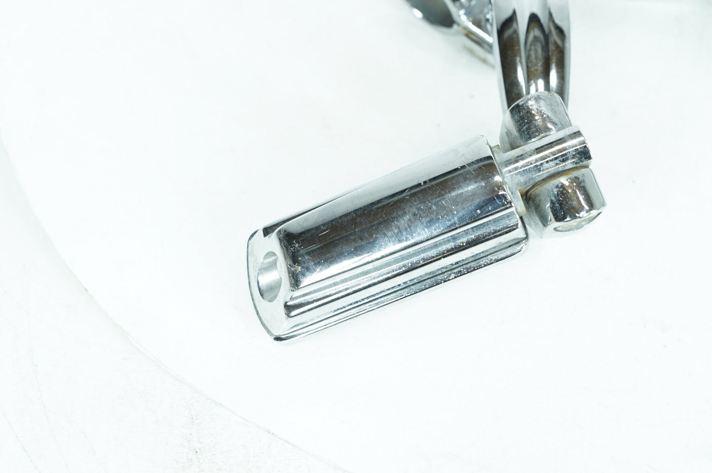 1999 - 2006 Harley-Davidson Touring Road King Front Right Left Highway Foot Pegs 50130-95A