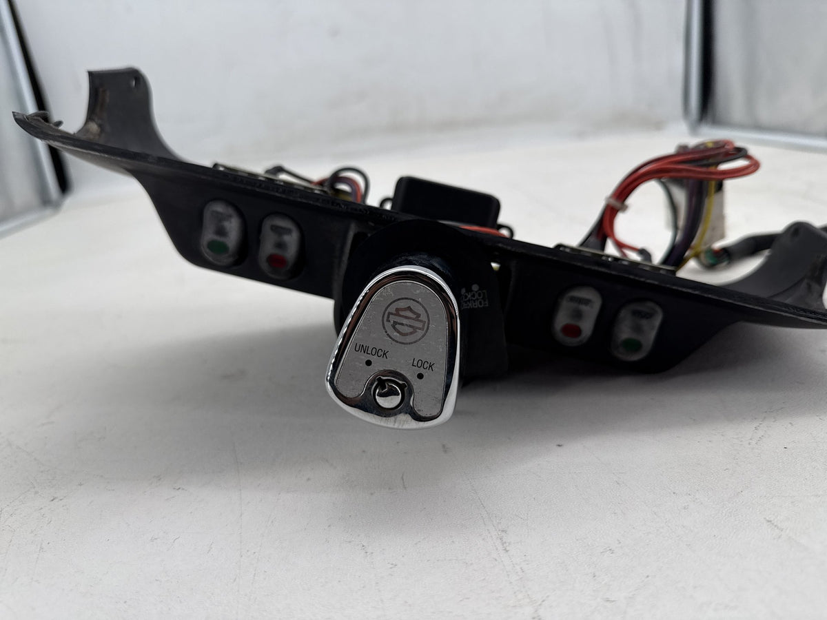 2009 Harley Electra Glide Touring OEM Dash Ignition Cap Switch Lockset NO Key