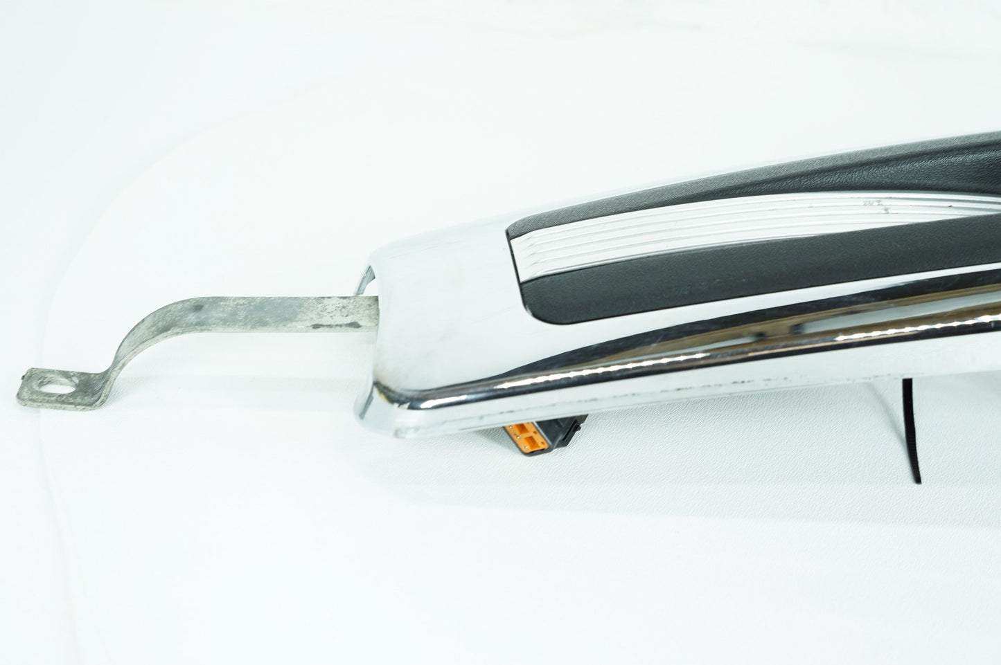 2007 - 2011 Harley-Davidson Touring Electra Ultra Fuel Gas Tank Dash Console NOKey 61270-08