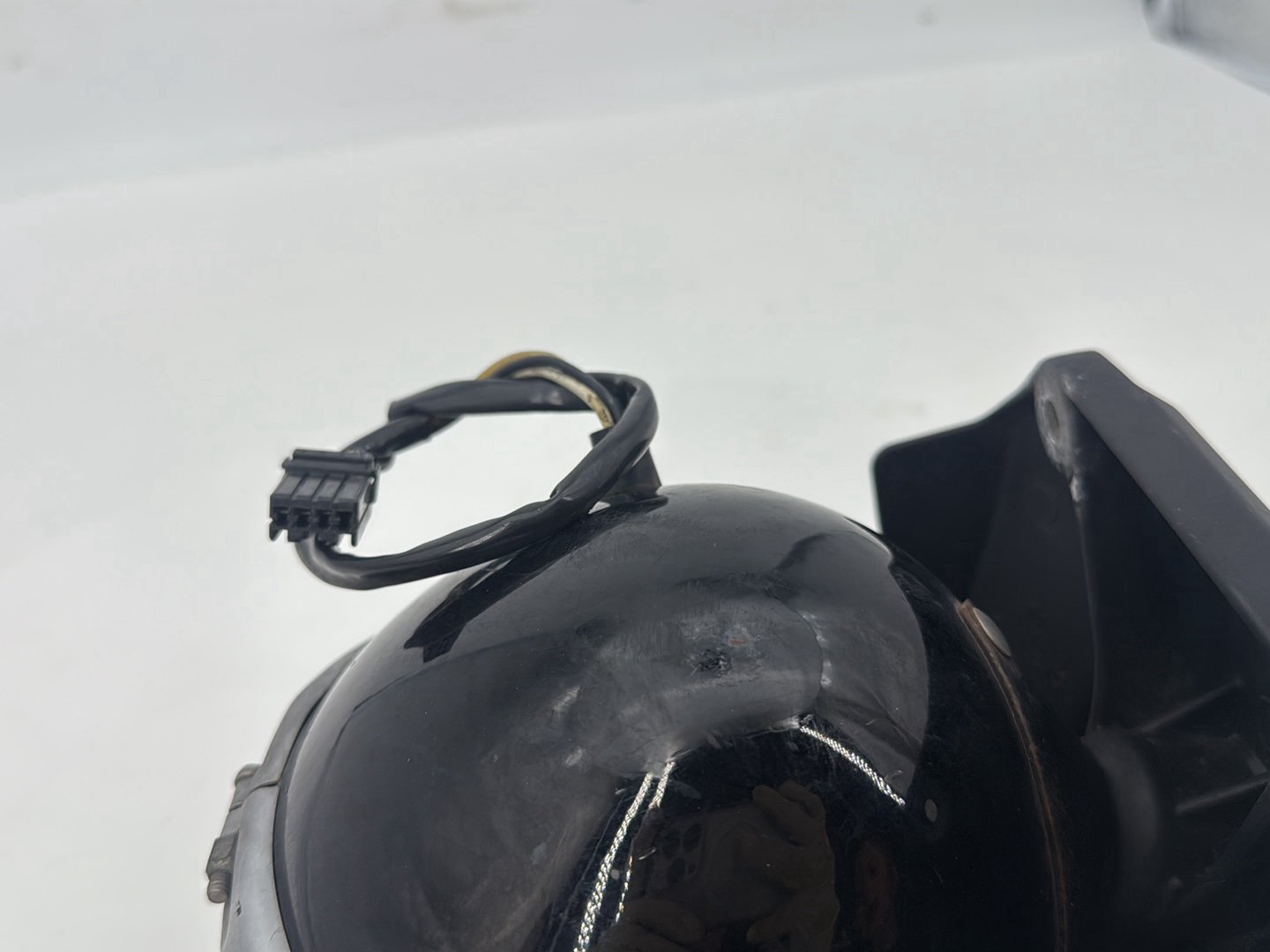 2004 - 2022 Harley-Davidson Sportster 1200 Nightster Headlight Headlamp Head Light Halogen 69774-07A