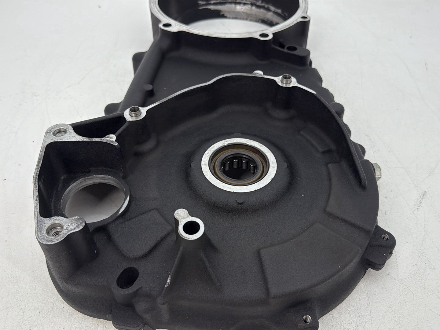 2017 Harley Road Glide Touring FLTRXS OEM Inner Primary Clutch Cover