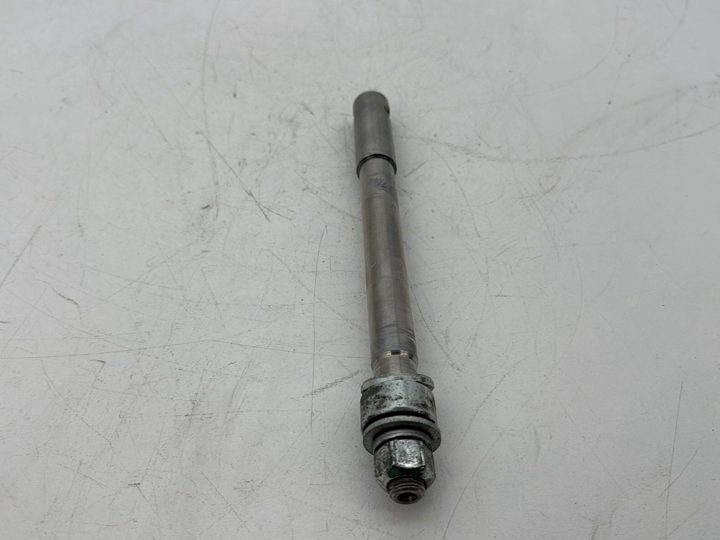 2002 Harley Dyna FXD Super Glide OEM Front Wheel Axle Bolt Shaft