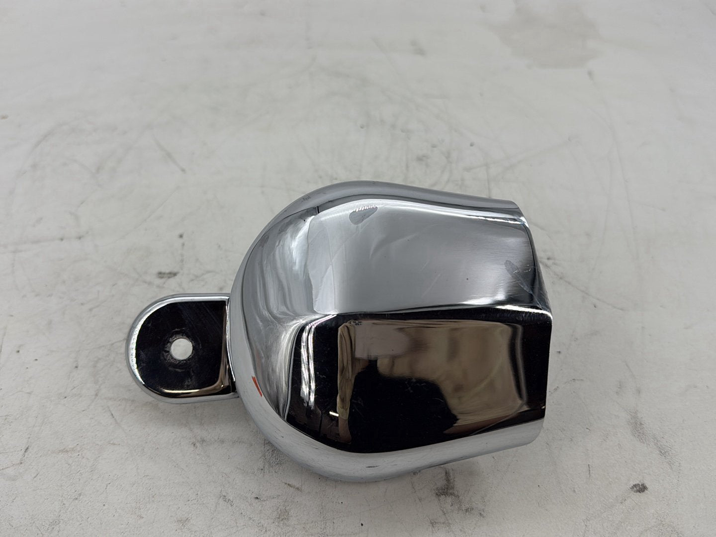 2002 Harley Heritage Softail Classic FLSTC OEM Horn Signal Klaxon Chrome Cover