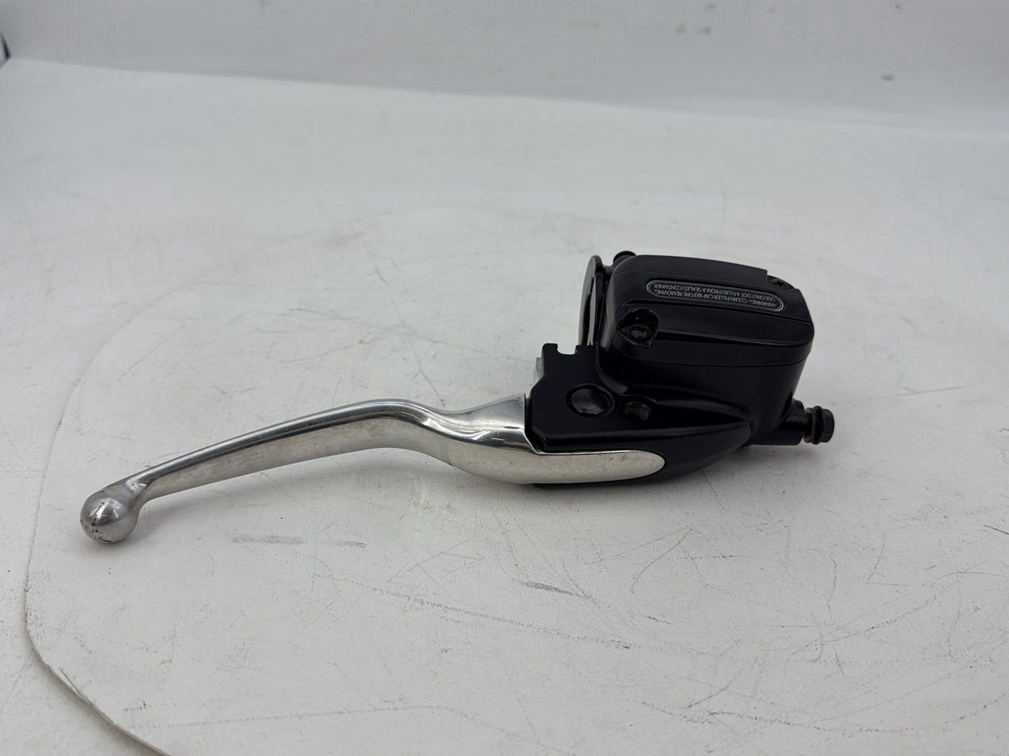 2019 - 2023 Harley-Davidson Touring Street Glide Front Brake Lever Master Cylinder Reservoir 44551-08E