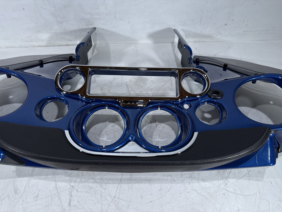 07 Harley Electra Glide Touring CVO Eagle OEM Front Inner Batwing Fairing Cover