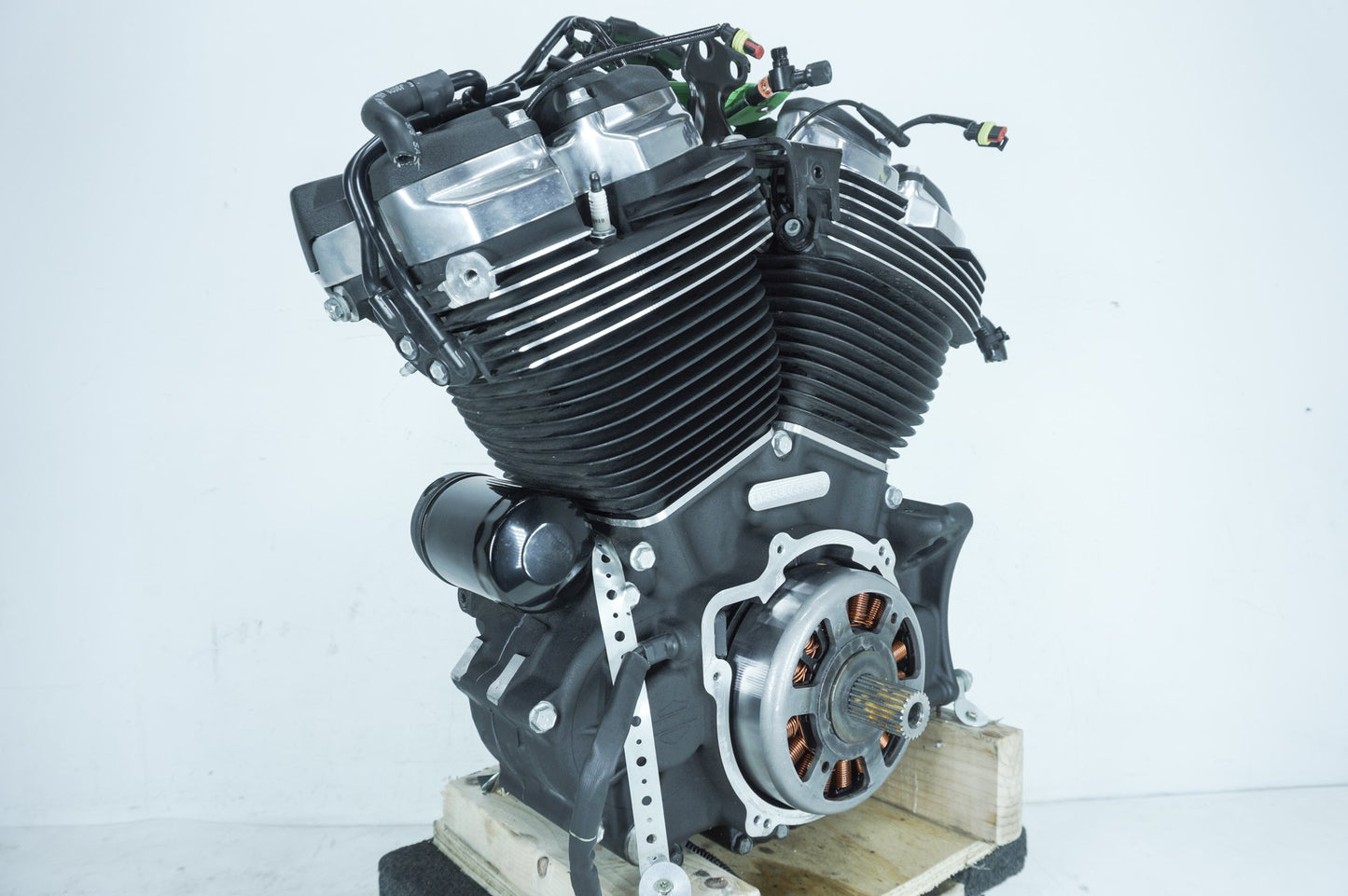 2018 - 2025 Harley-Davidson Softail Street Bob EFI Milwaukee M8 107 Engine Motor 16200386